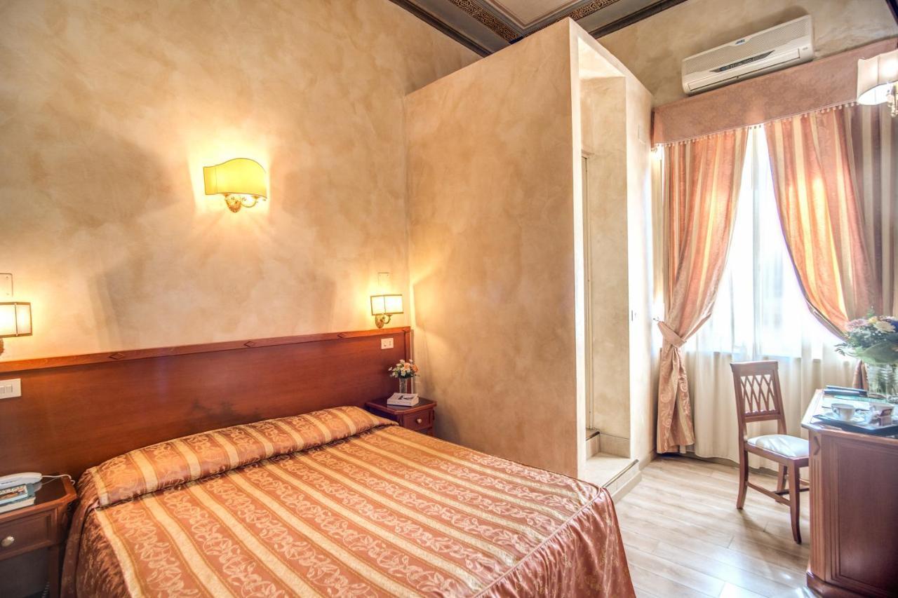 Hotel Labelle 2*