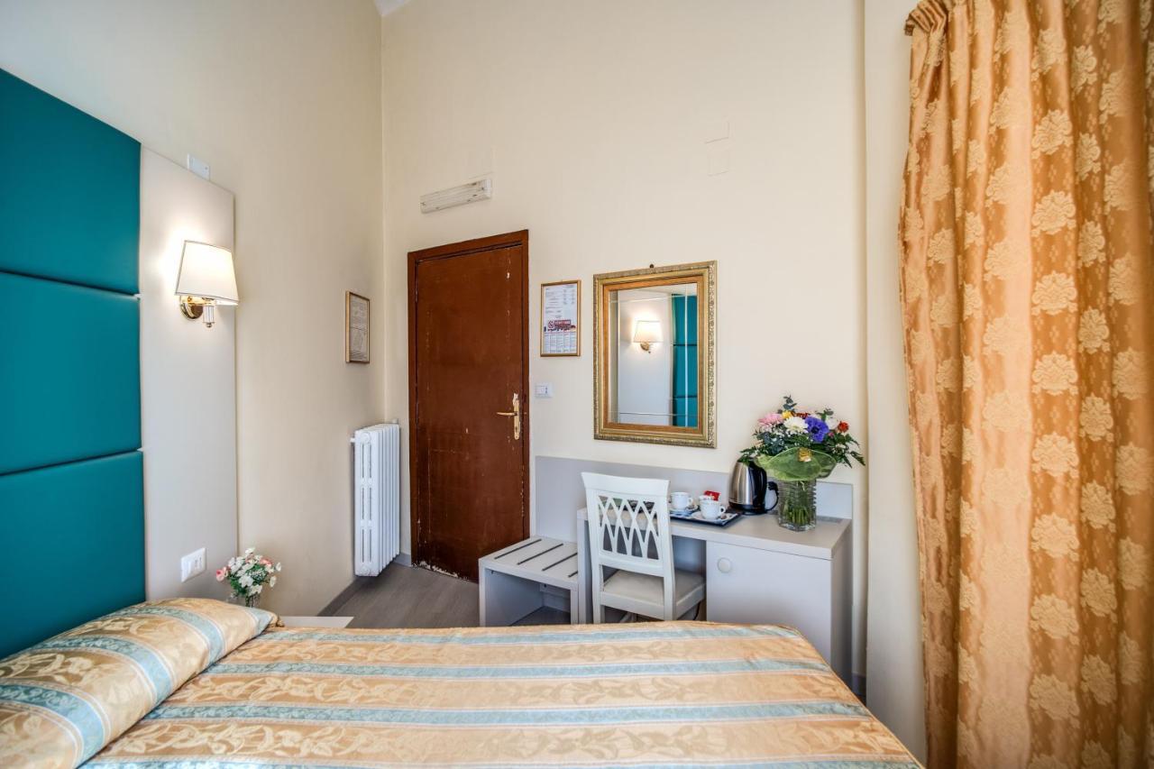 Labelle Hotel 2*
