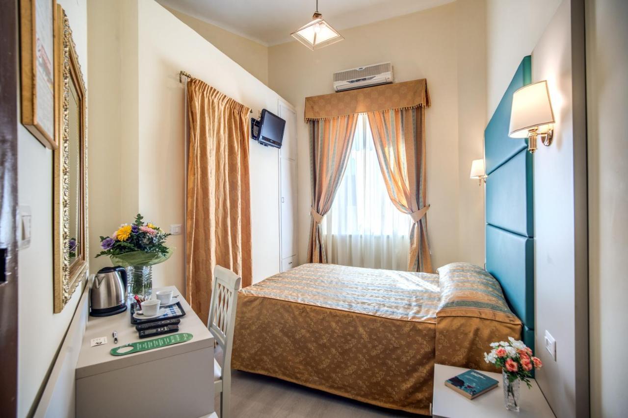 Hotel Labelle 2*