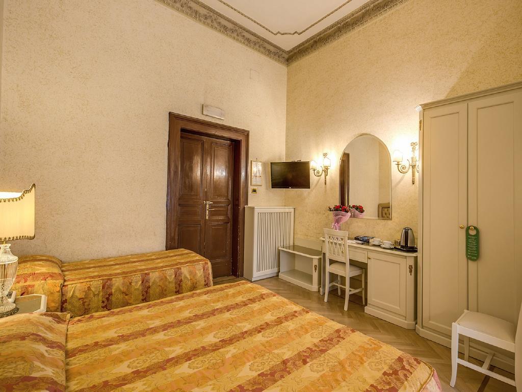 Hotel Labelle 2*