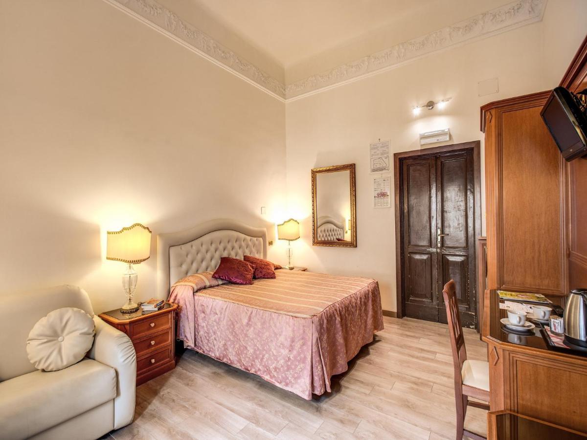 Hotel Labelle 2*